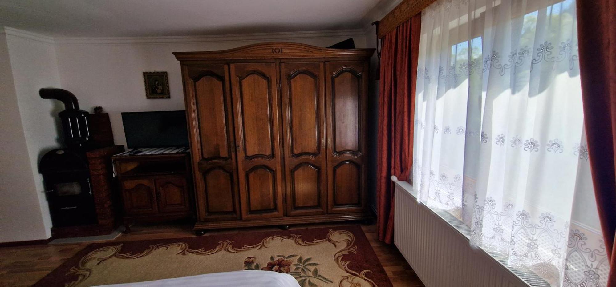 Hotel Casa Agroturistica Tarancuta Din Vatra Moldoviţei Exterior foto